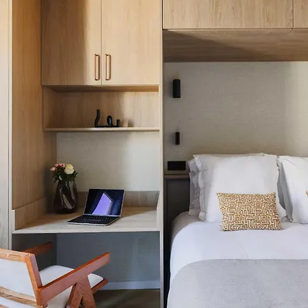 Elegant Ac 2p - 16th Trocadero